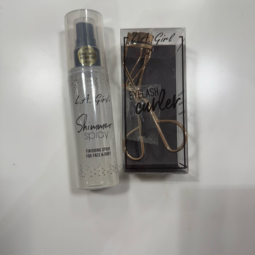 LA Girl Shimmer Spray and Eyelash Curler Set